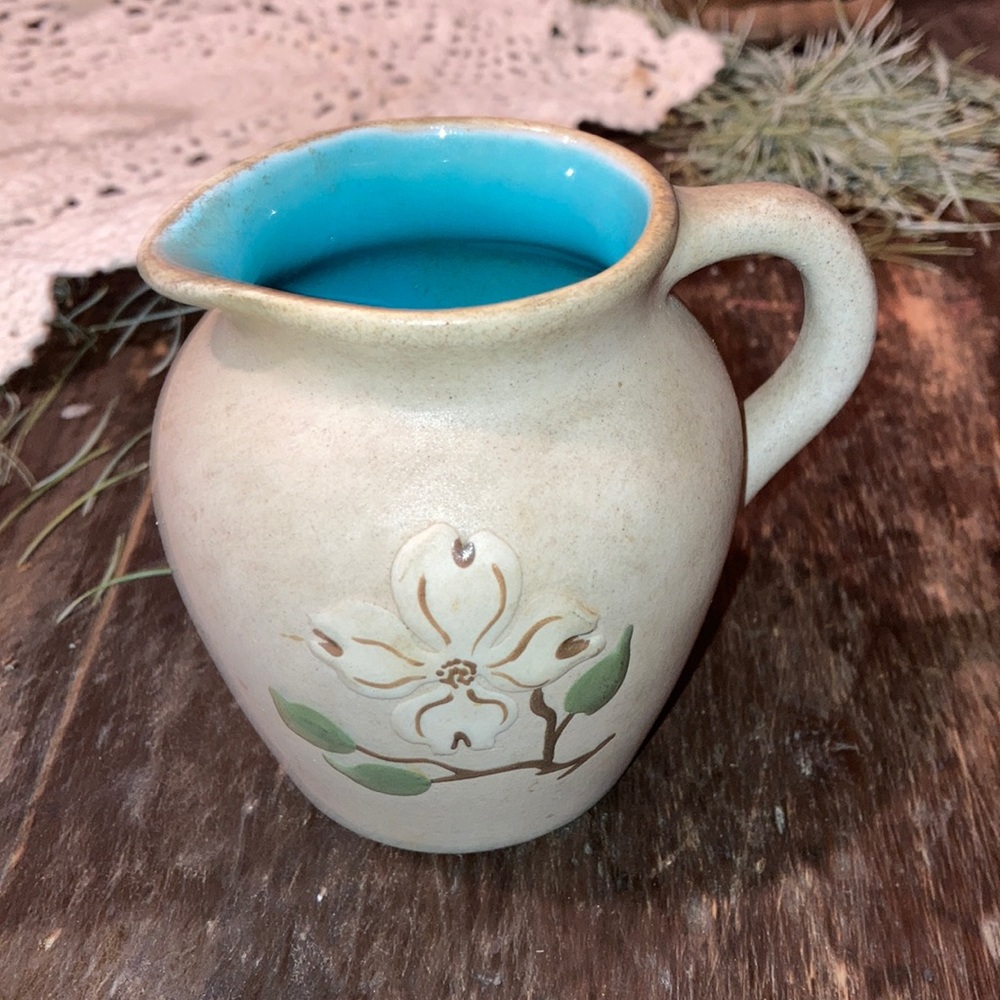 Hand painted Pigeon Forge Pottery Signed Signature